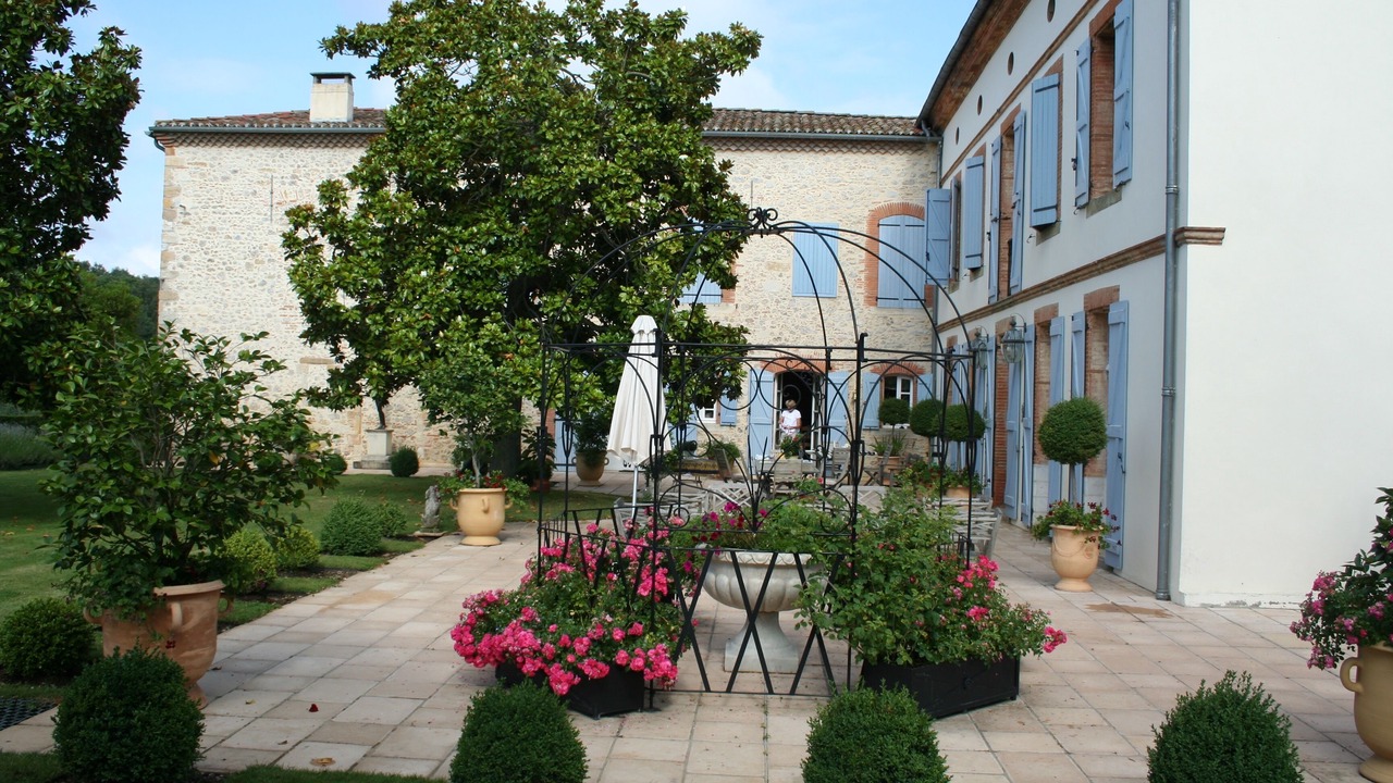 Photo of Patio Balcony in Saint-Victor-Rouzaud