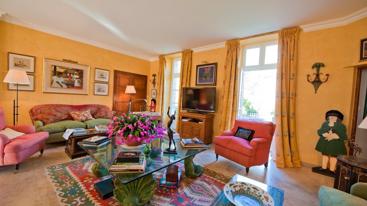 Photo of Livingroom in Saint-Victor-Rouzaud