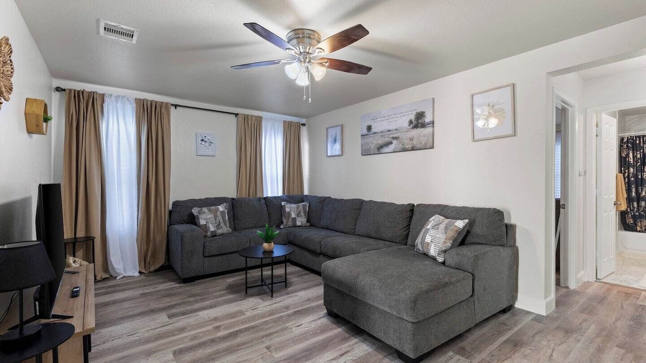 Photo of Livingroom in Wetmore