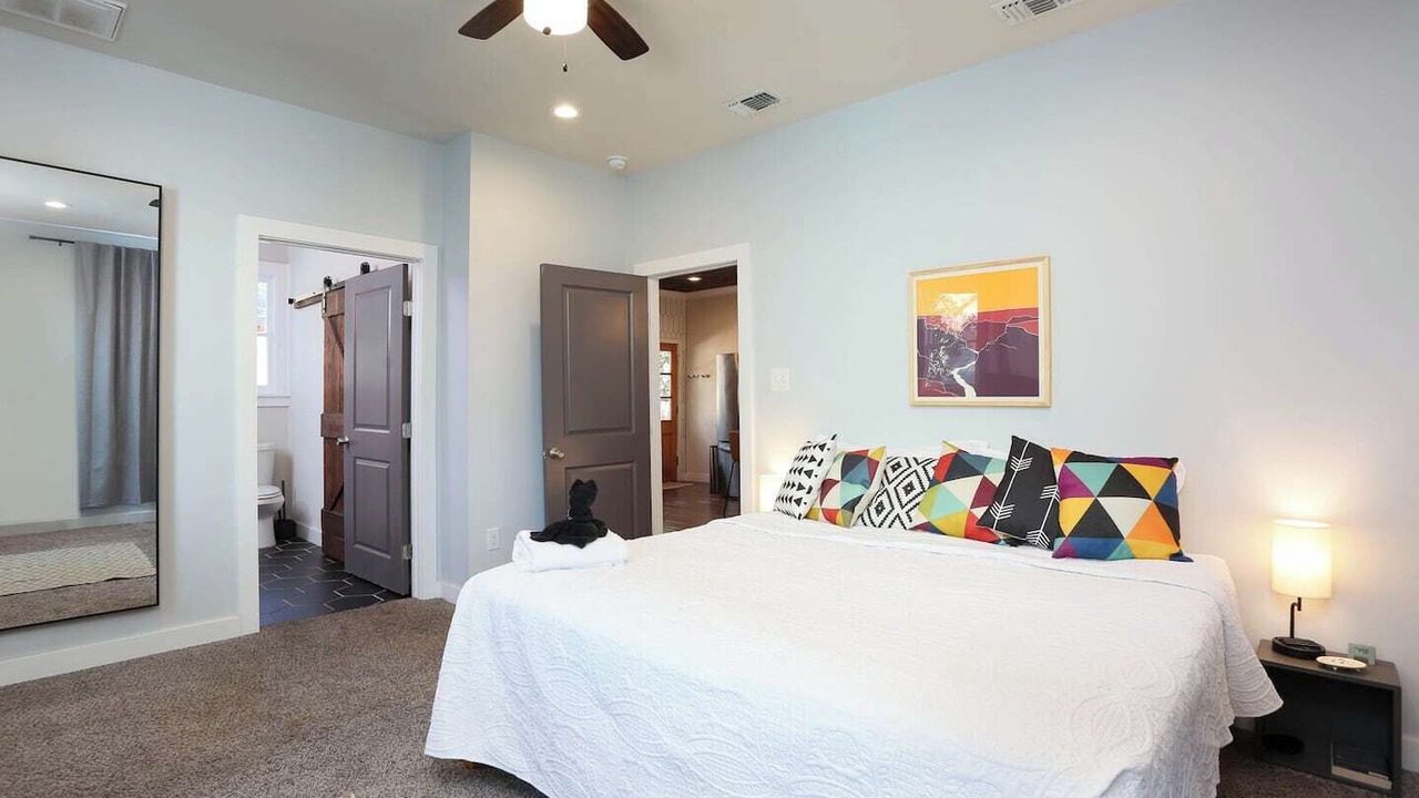 Photo of Bedroom in Near East Side