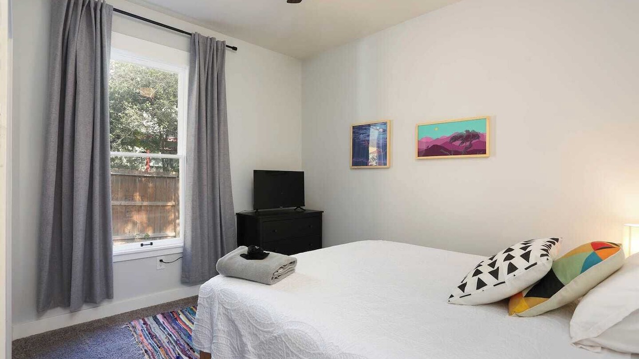 Photo of Bedroom in Near East Side