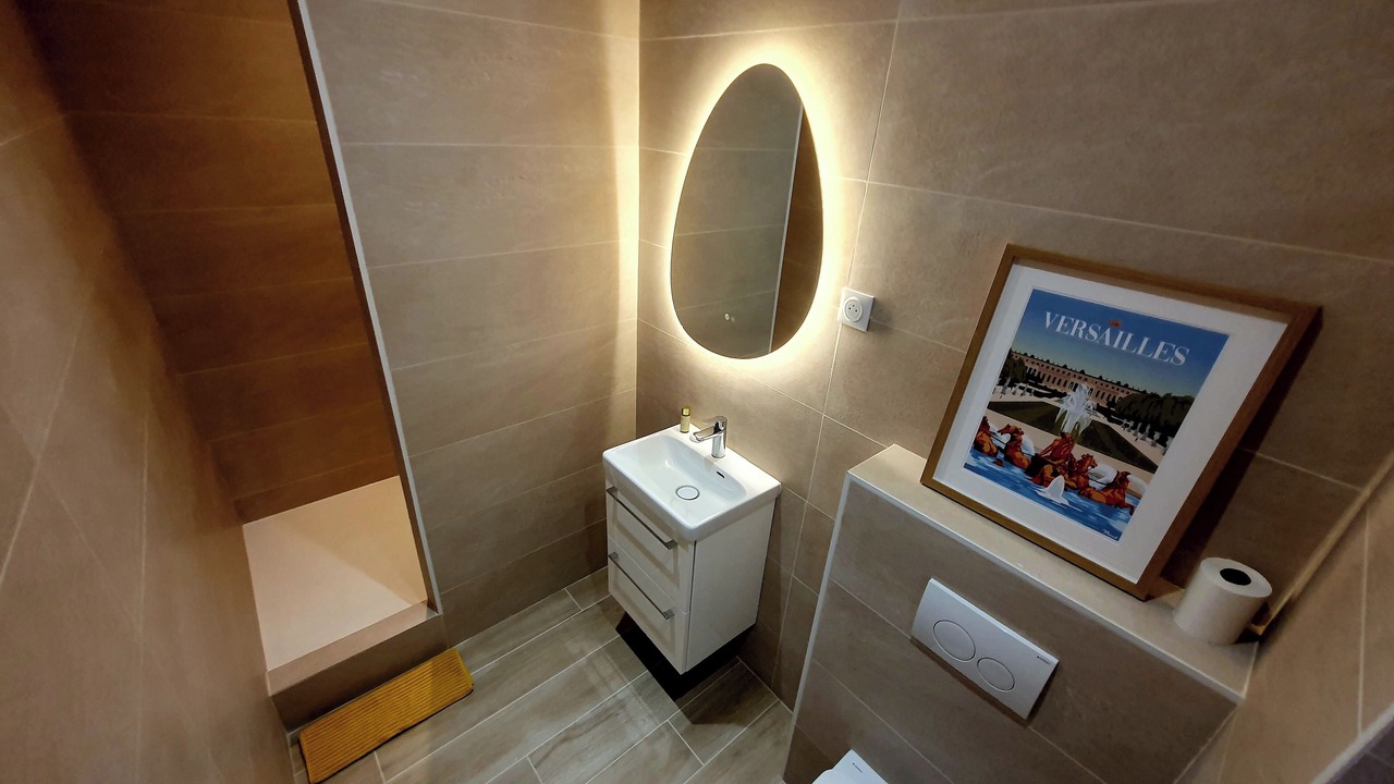 Photo of Bathroom in Le Kremlin-Bicetre