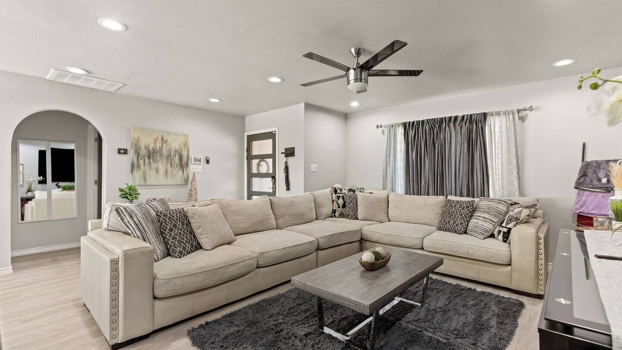 Photo of Livingroom in West San Antonio