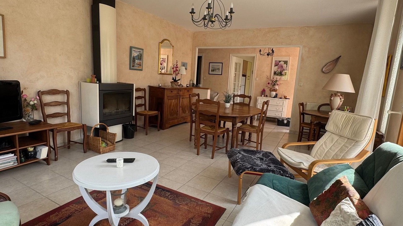 Photo of Livingroom in Brison-Saint-Innocent