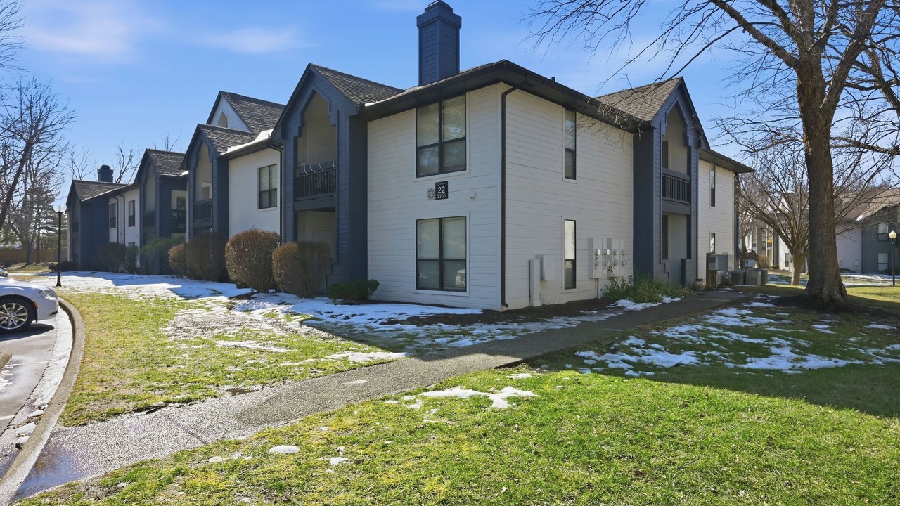 Photo of Outdoor in Hurstbourne Acres