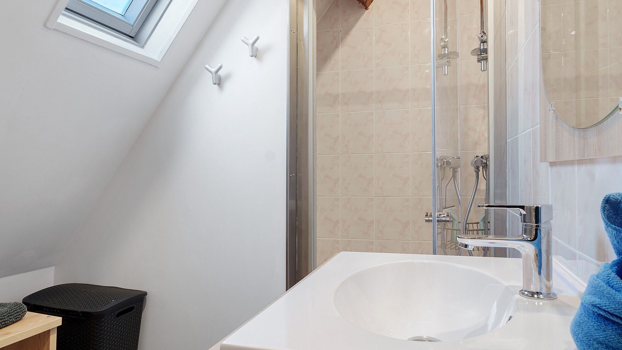 Photo of Bathroom in Bun
