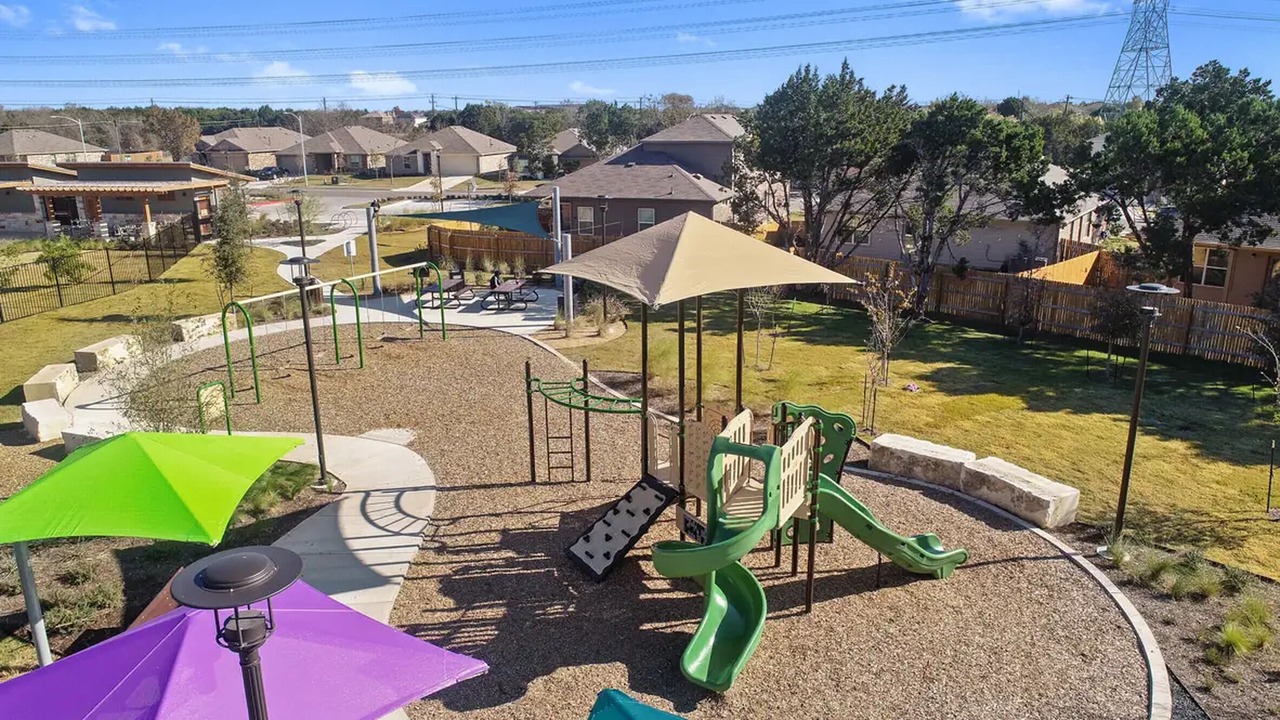Photo of Others in Pioneer Crossing