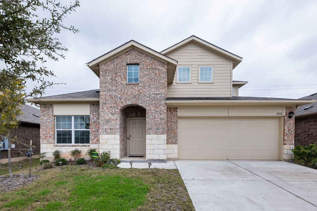 Photo of Outdoor in Pioneer Crossing