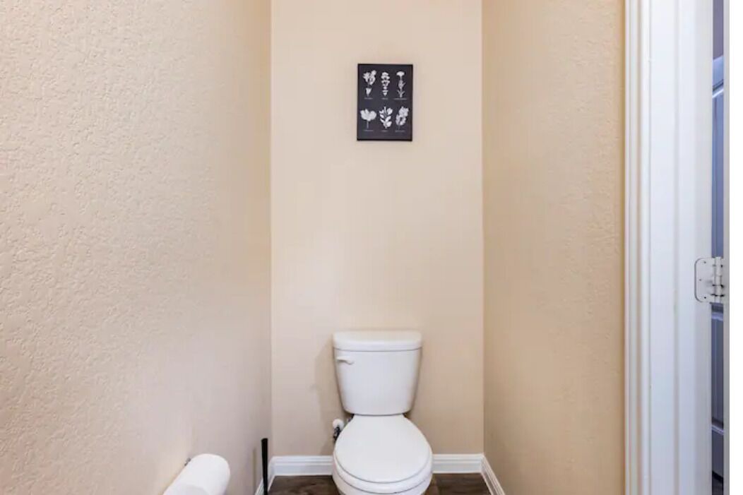 Photo of Bathroom in Pioneer Crossing