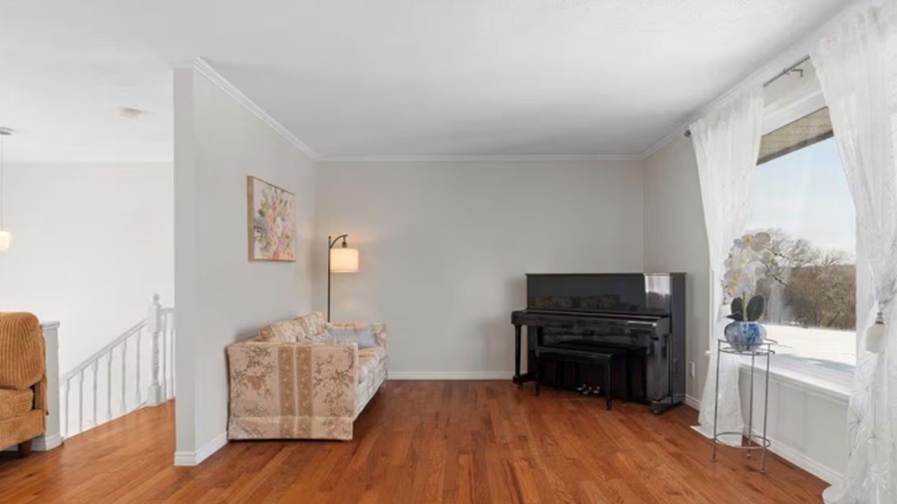 Photo of Livingroom in Prince Edward