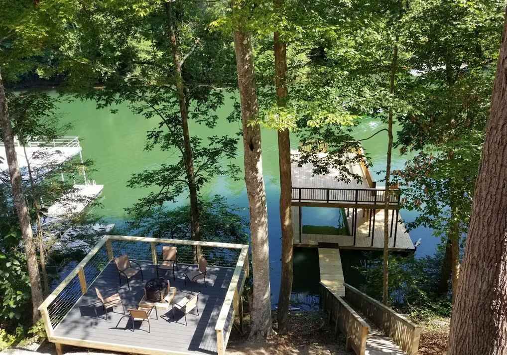 Photo of Outdoor in Lakeside Estates