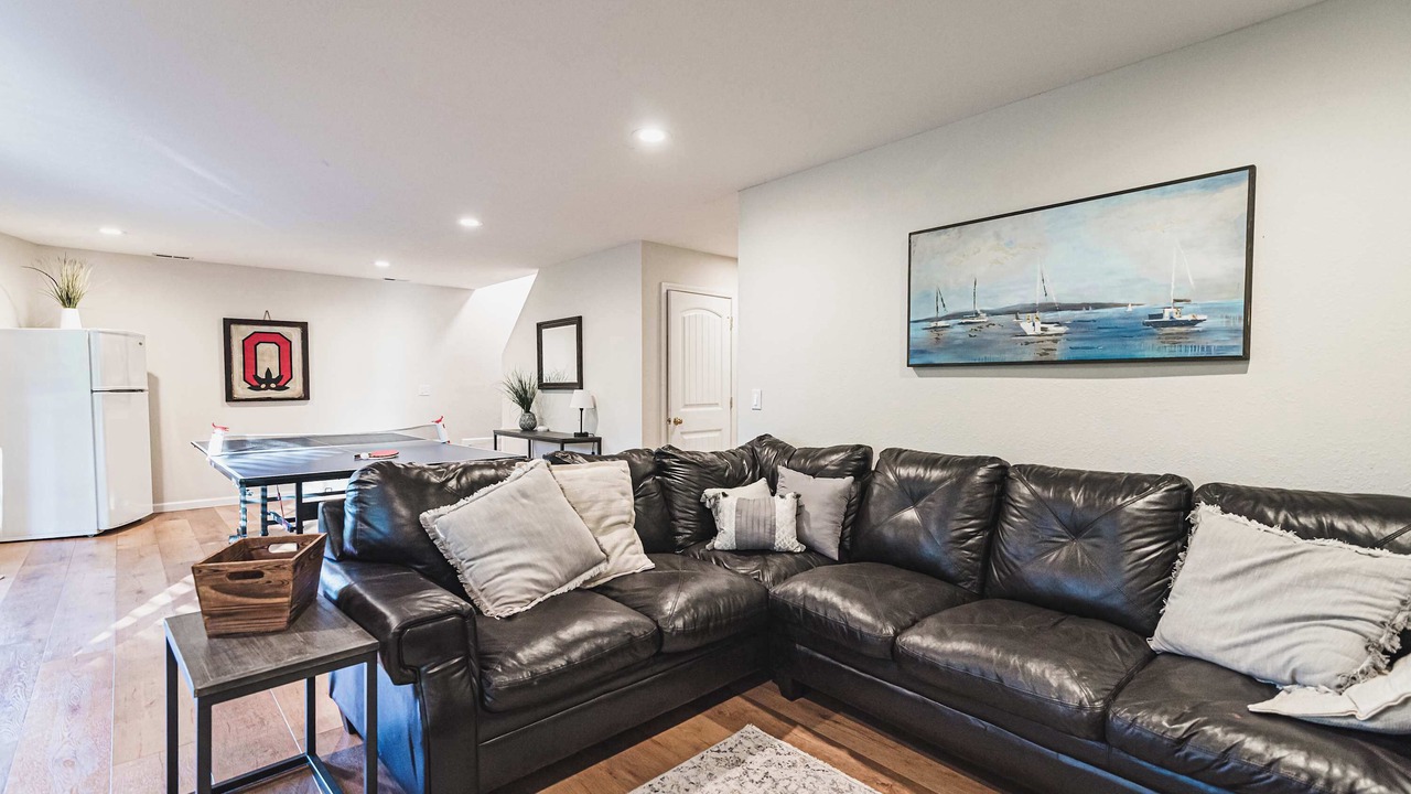 Photo of Livingroom in Lakeside Estates