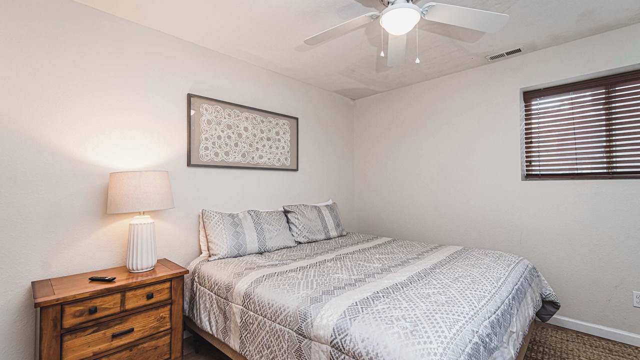 Photo of Bedroom in Lakeside Estates