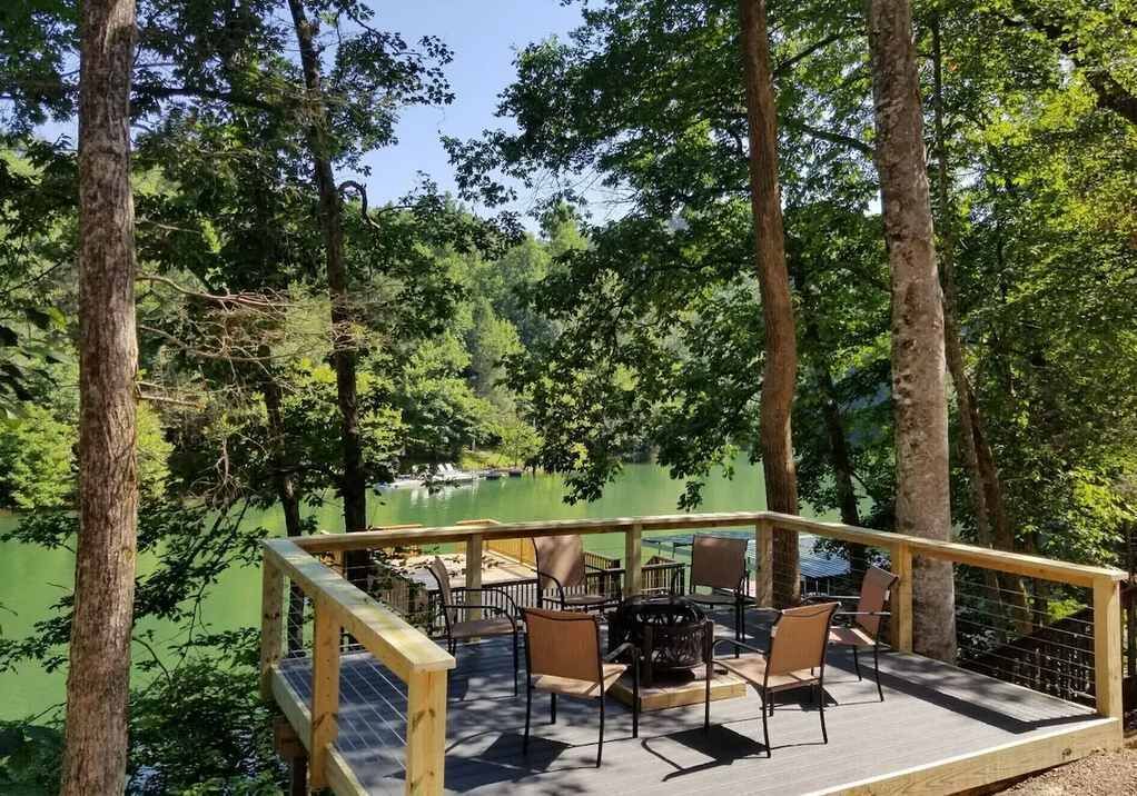 Photo of Outdoor in Lakeside Estates