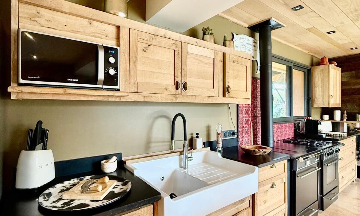 Photo of Kitchen in La Riviere-Saint-Sauveur