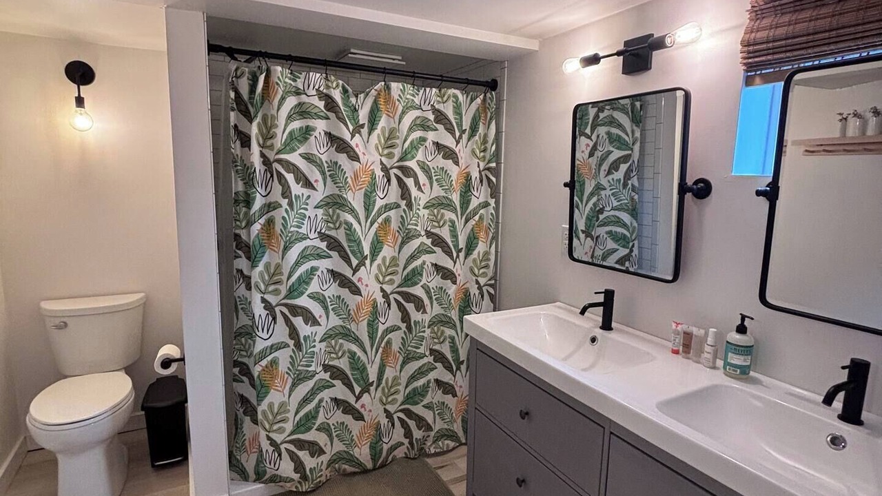 Photo of Bathroom in Englewood