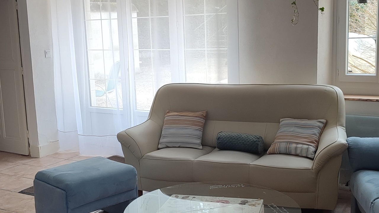 Photo of Livingroom in Cussay