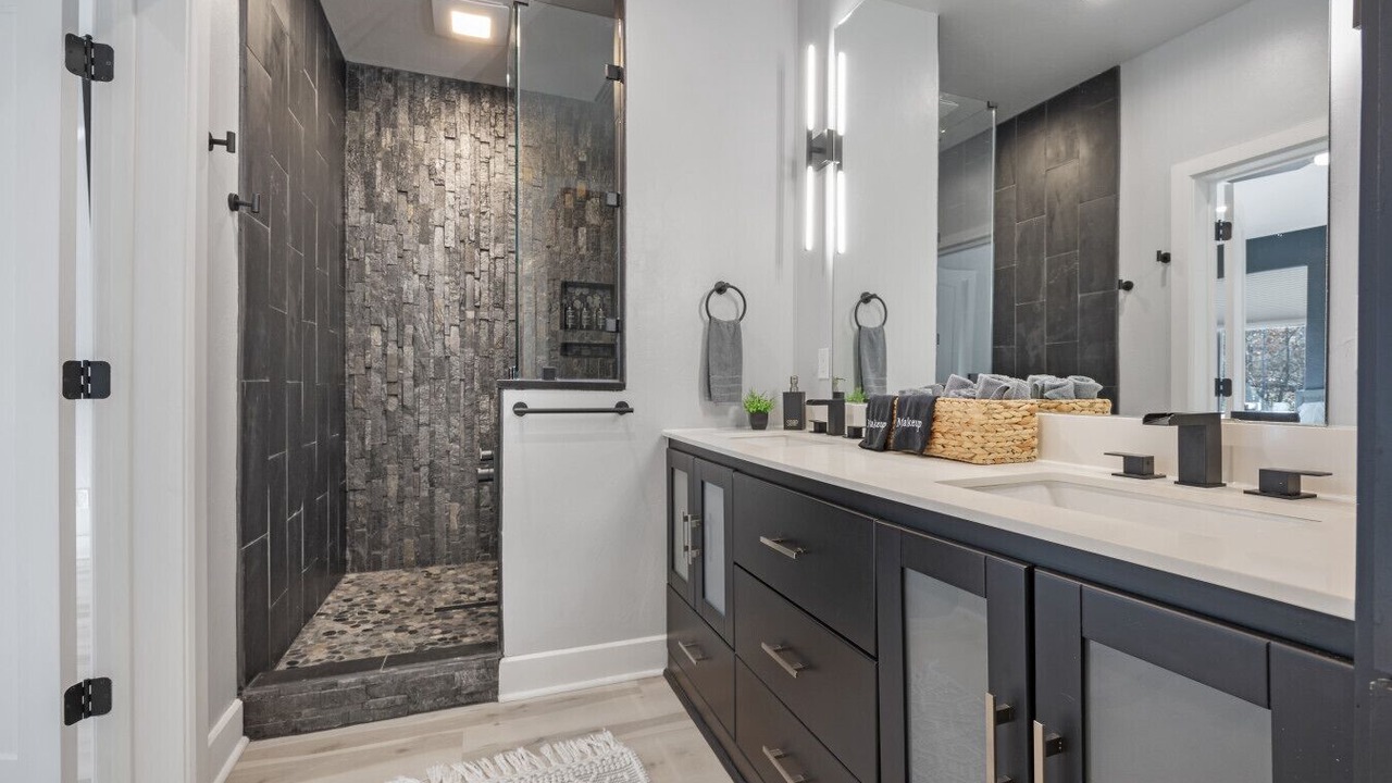 Photo of Bathroom in Longtown