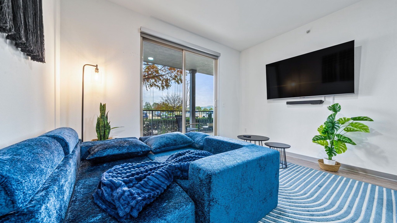 Photo of Livingroom in North Burnet