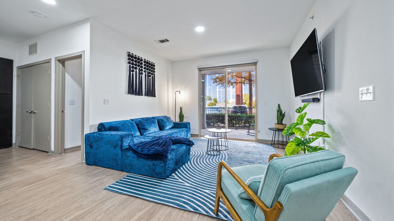 Photo of Livingroom in North Burnet