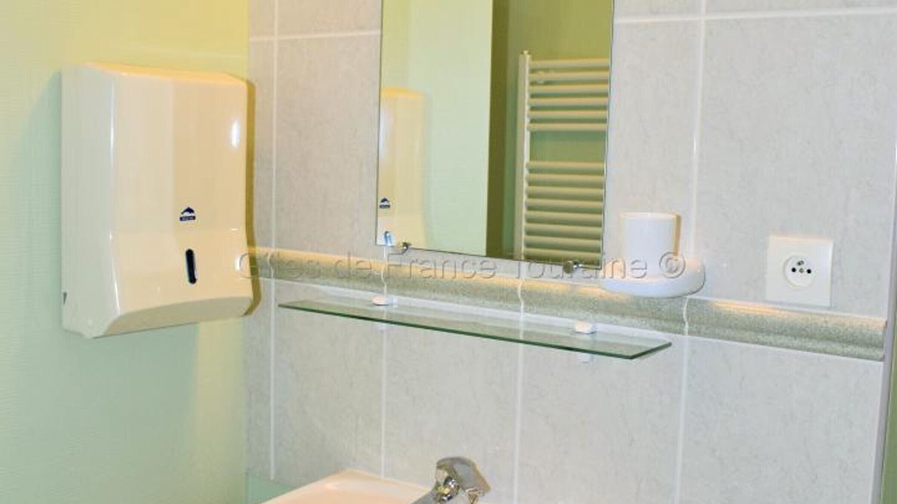 Photo of Bathroom in Yzeures-sur-Creuse