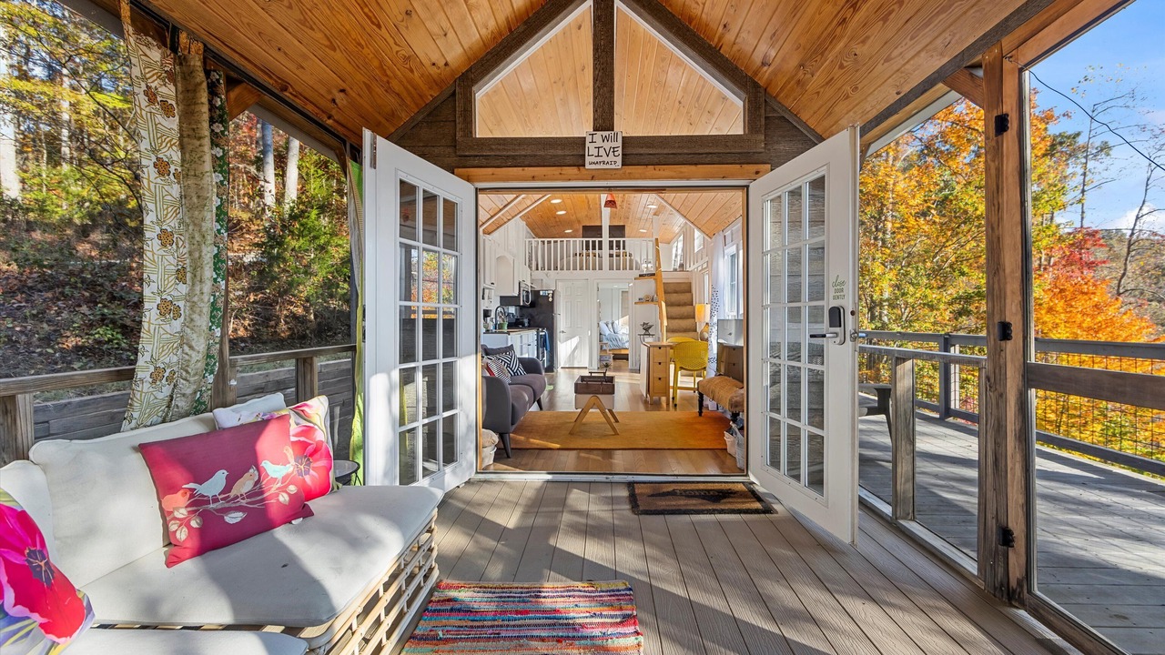 Photo of Livingroom in Sylva