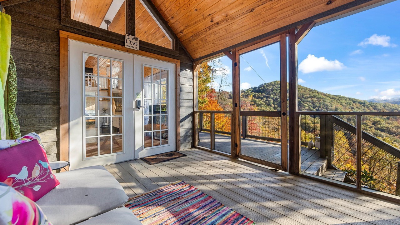 Photo of Patio Balcony in Sylva