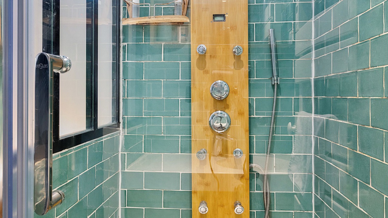 Photo of Bathroom in Saint-Denis