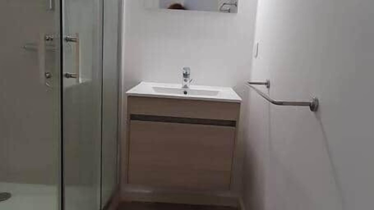 Photo of Bathroom in Bourgueil