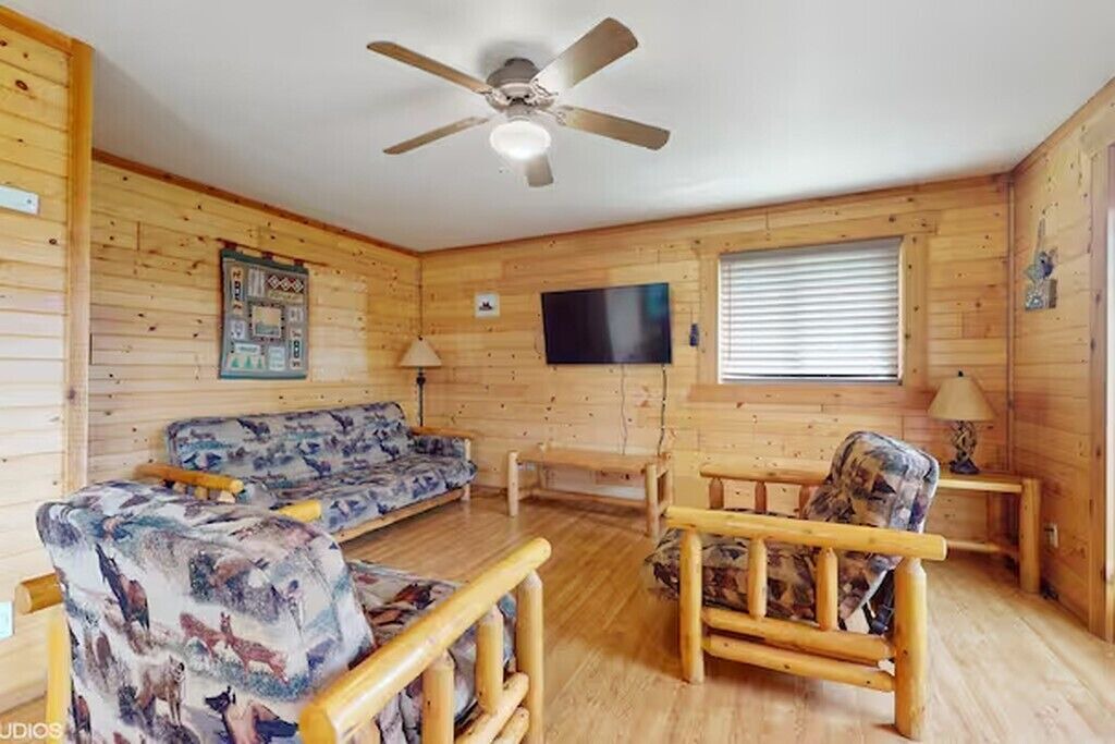 Photo of Livingroom in Warrens