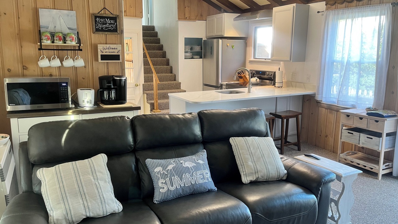 Photo of Livingroom in Marlboro