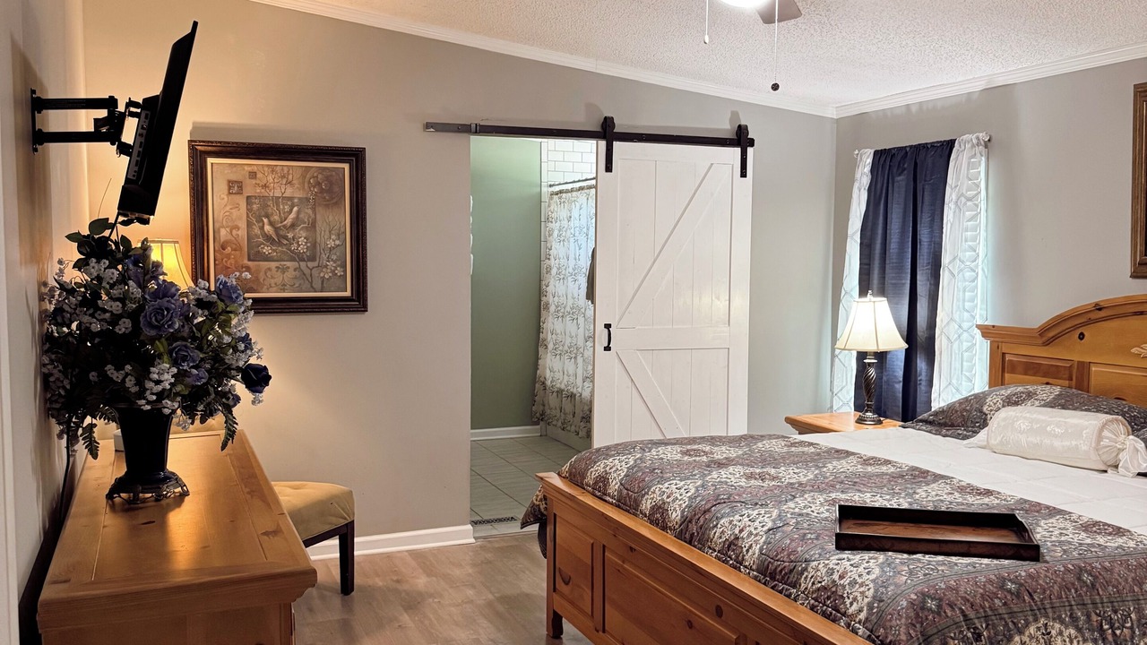 Photo of Bedroom in Langley