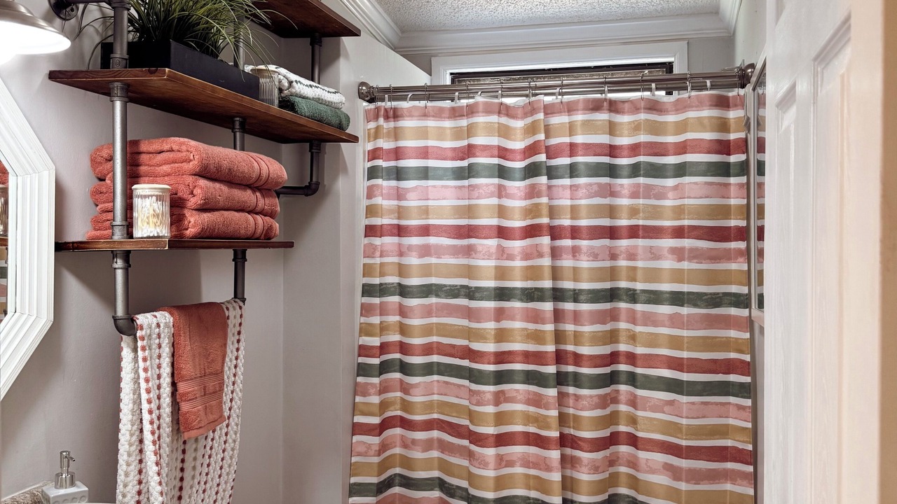 Photo of Bathroom in Langley
