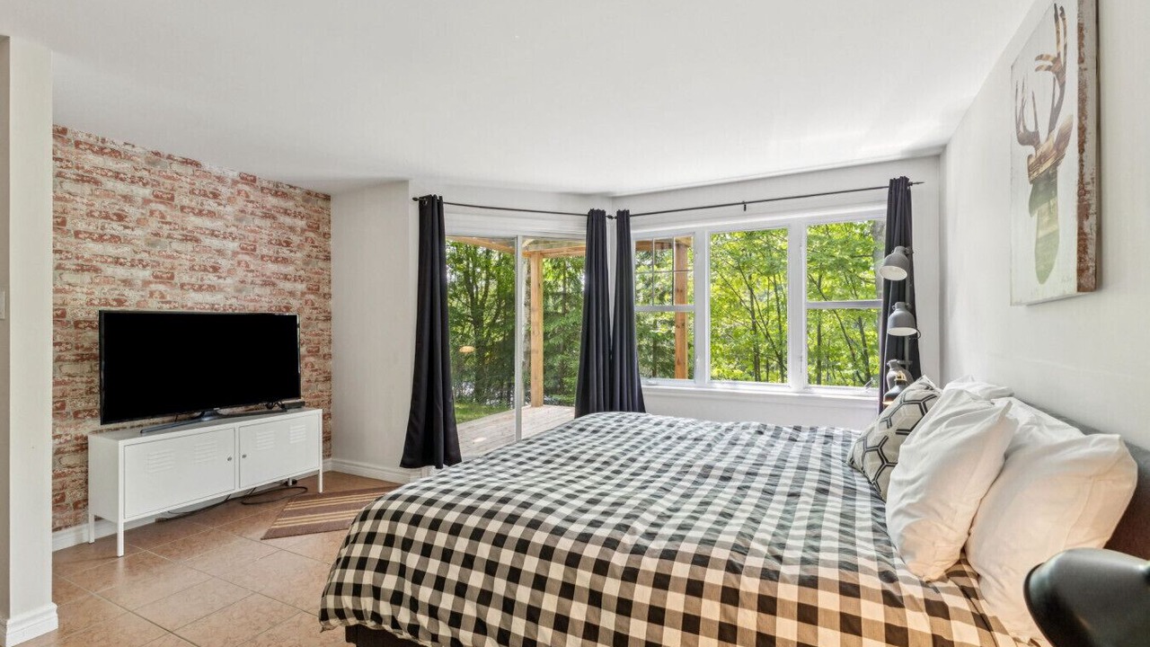 Photo of Bedroom in Mont-Tremblant