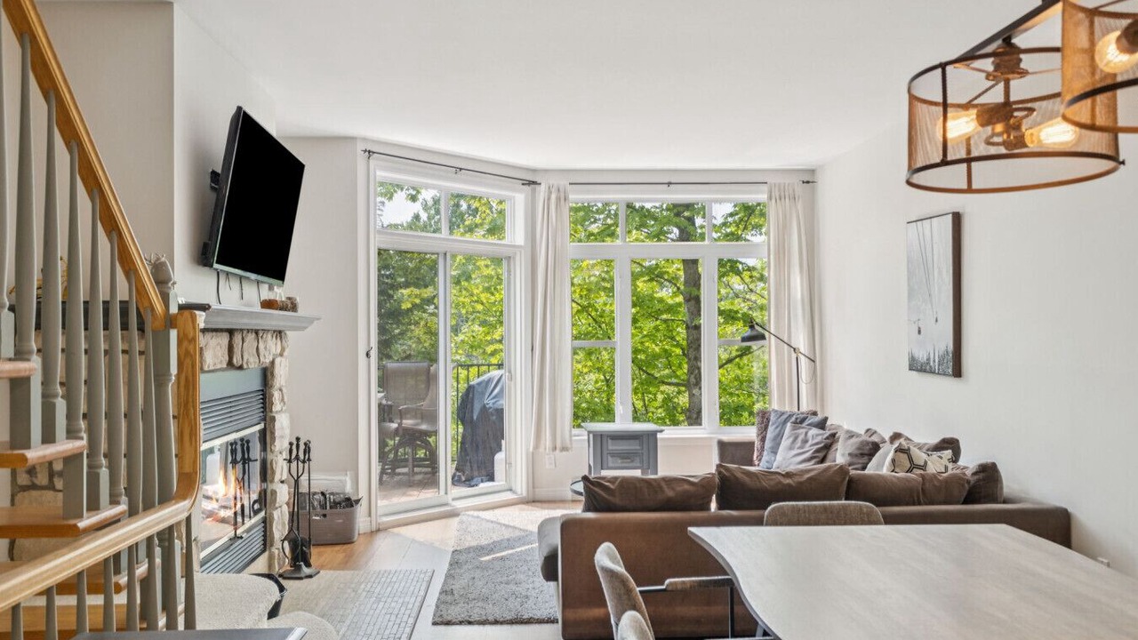 Photo of Livingroom in Mont-Tremblant