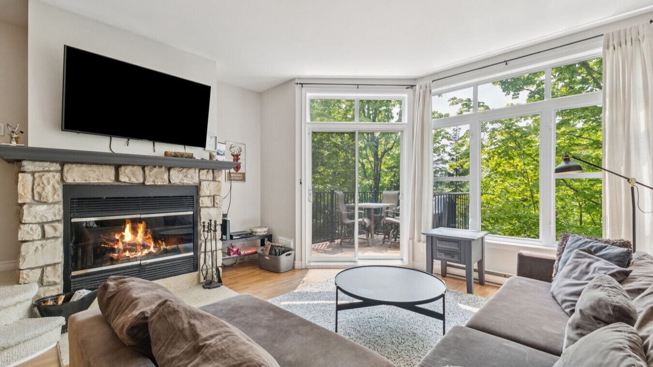 Photo of Livingroom in Mont-Tremblant