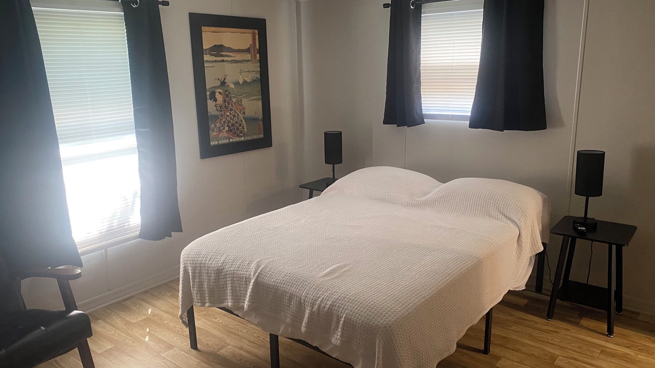 Photo of Bedroom in Sand Springs