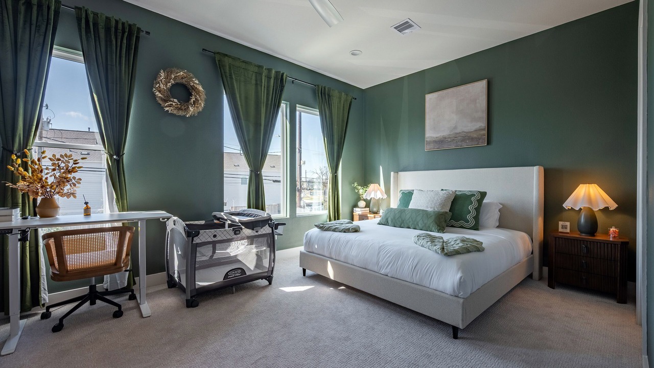 Photo of Bedroom in Greater East End
