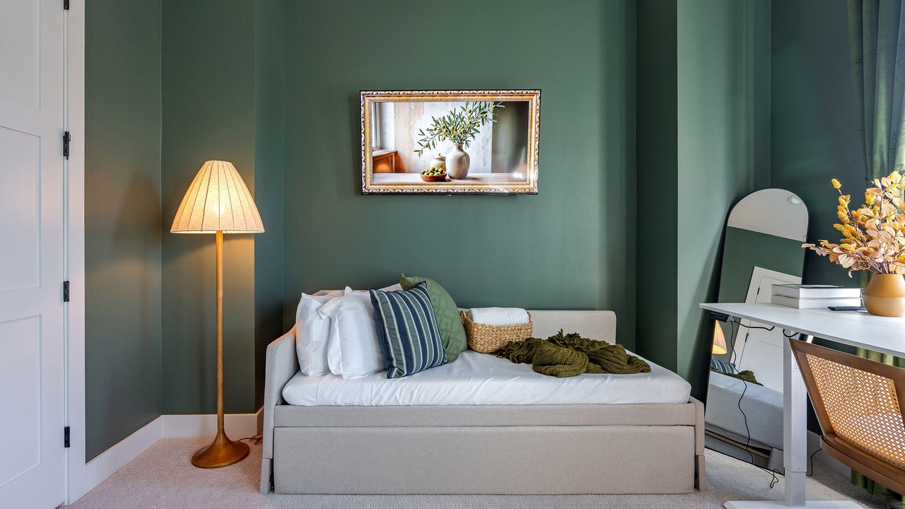 Photo of Livingroom in Greater East End