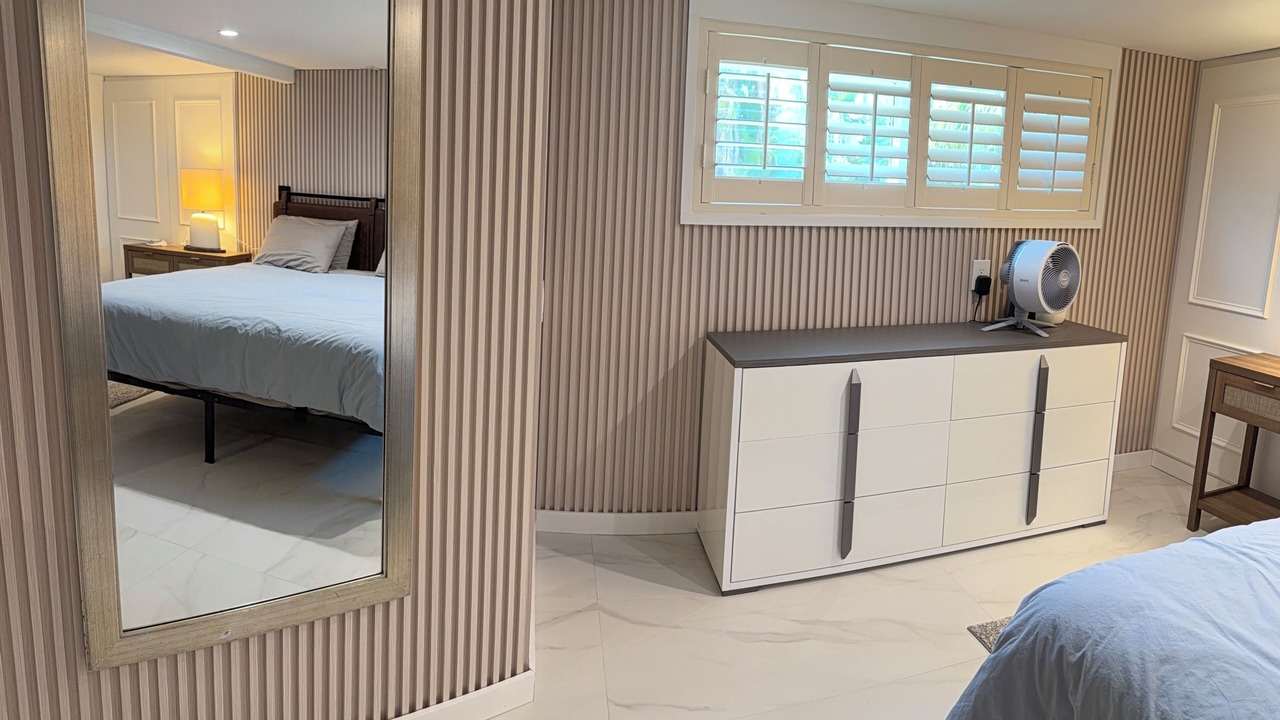 Photo of Bedroom in Bay Isle