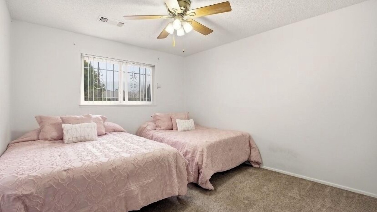 Photo of Bedroom in Northeast Heights