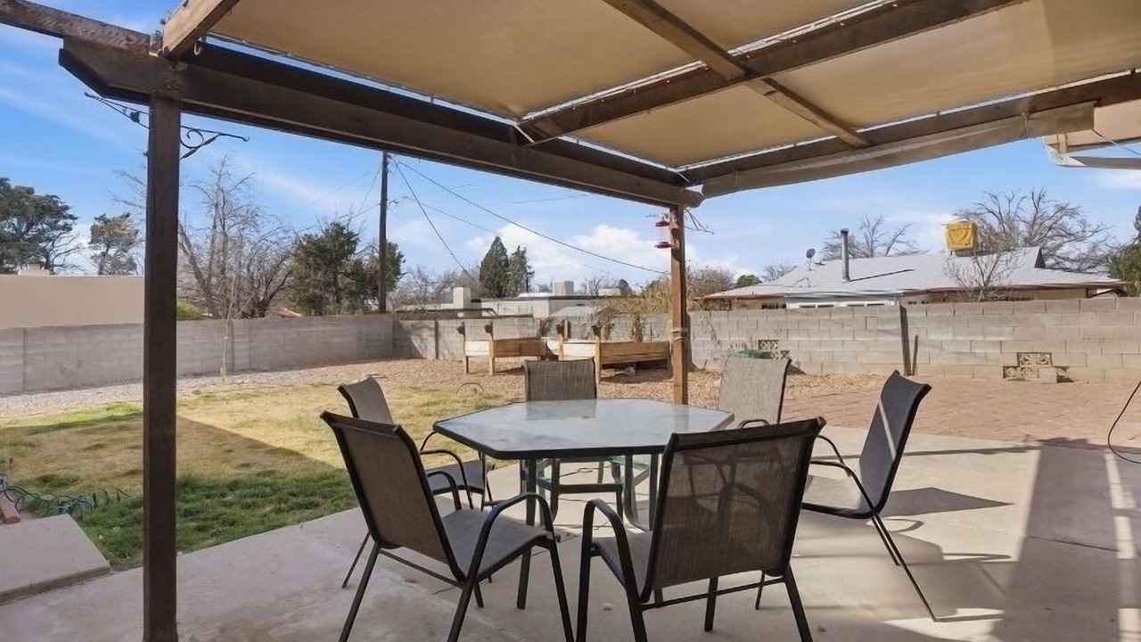 Photo of Outdoor in Northeast Heights