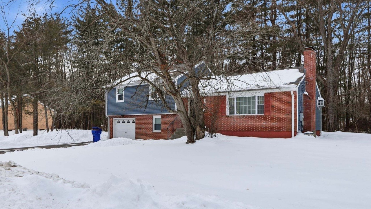 Photo of Others in Maple Hill