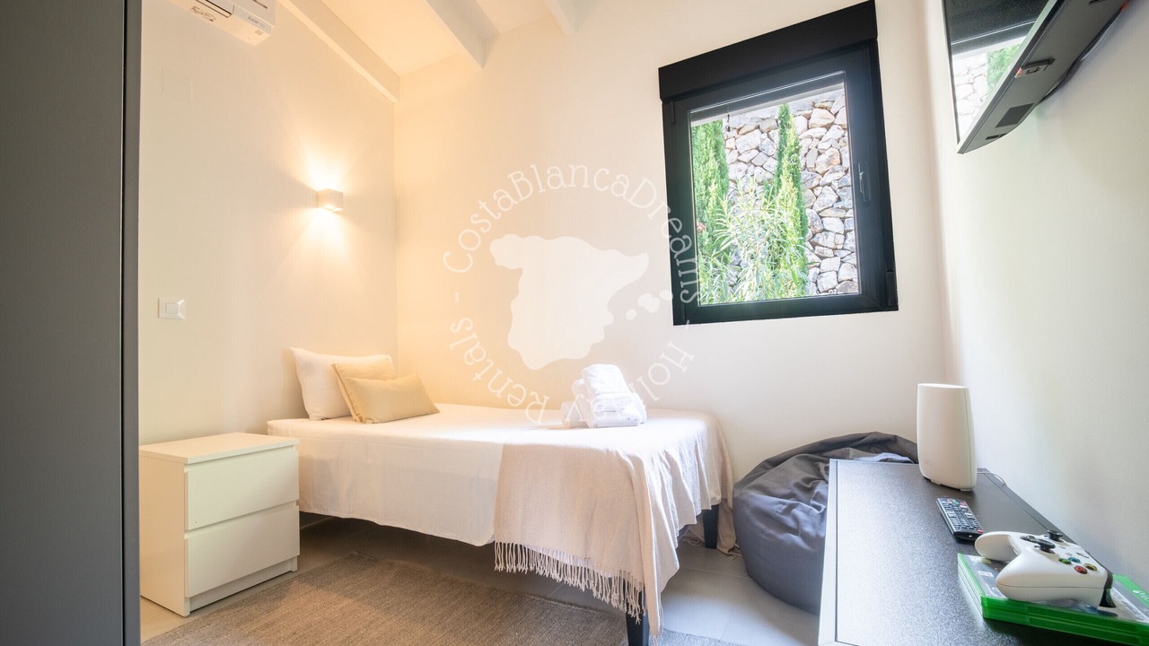 Photo of Bedroom in Arnella