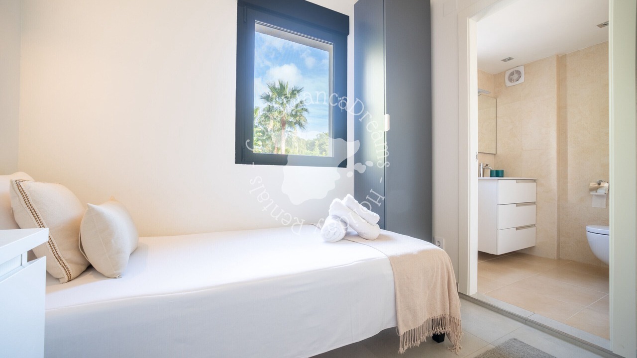 Photo of Bedroom in Arnella