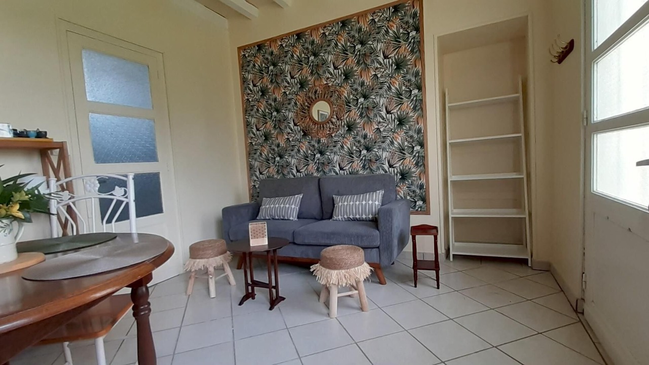 Photo of Livingroom in Monget