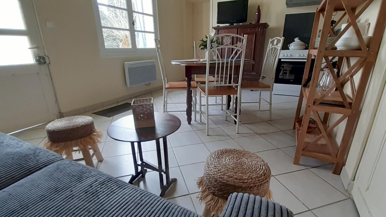 Photo of Livingroom in Monget