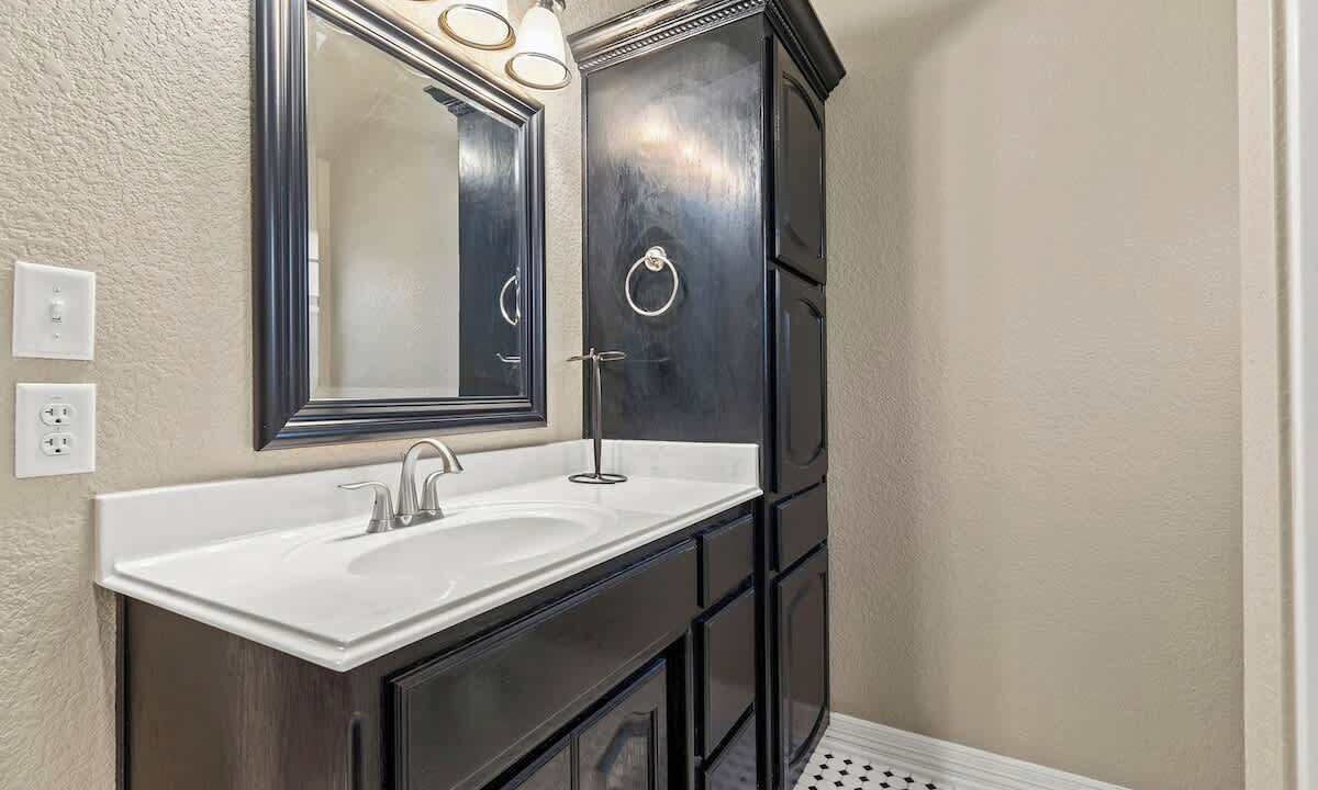 Photo of Bathroom in Killeen