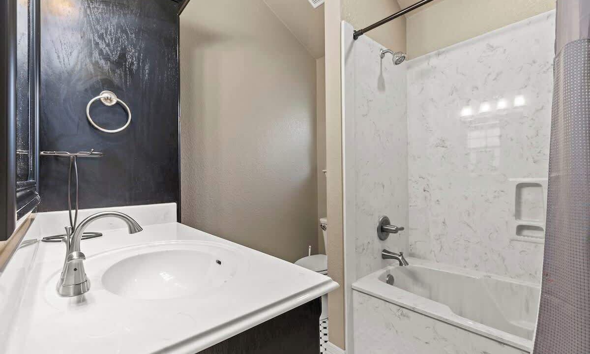 Photo of Bathroom in Killeen