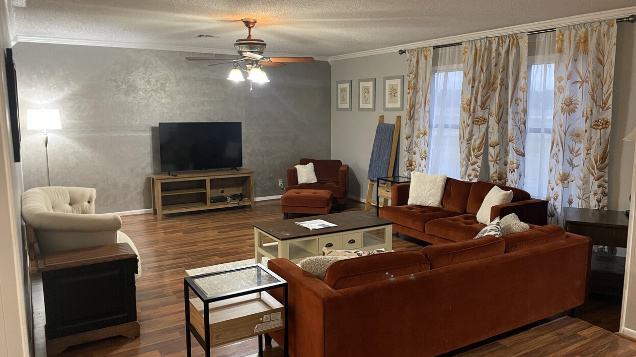 Photo of Livingroom in Waller